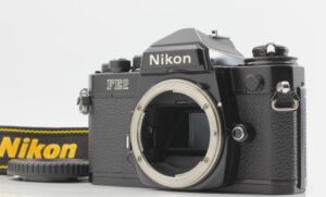  Nikon FE2 35mm SLR 