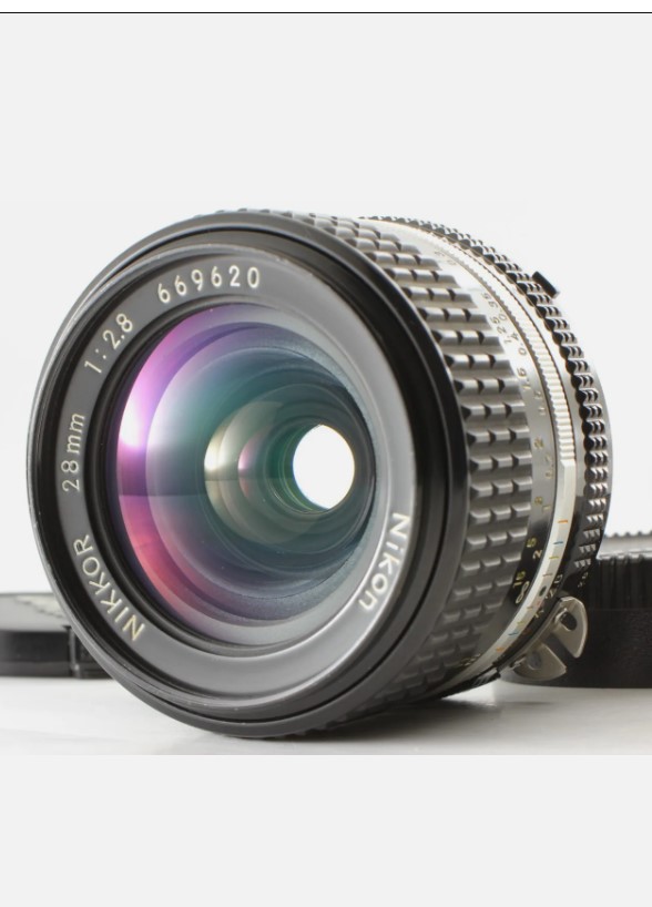 Nikon Ai-s Nikkor 28mm f/2.8 AIS MF Wide Angle