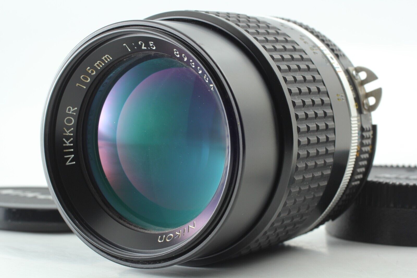 Nikon Ai-s AIS Nikkor 105mm f/2.5 MF Portrait Prime